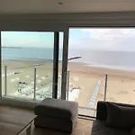 Sea, Vue *